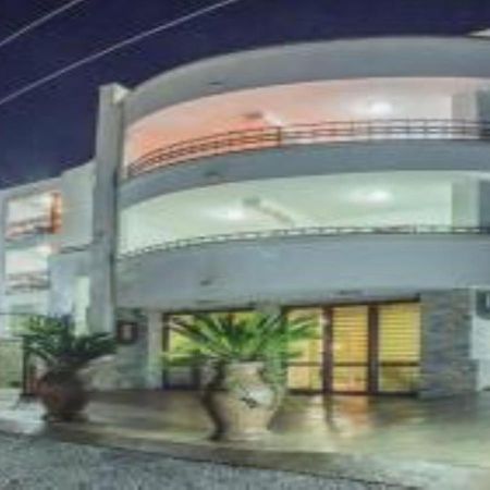 דוברה וודה Villa M מראה חיצוני תמונה