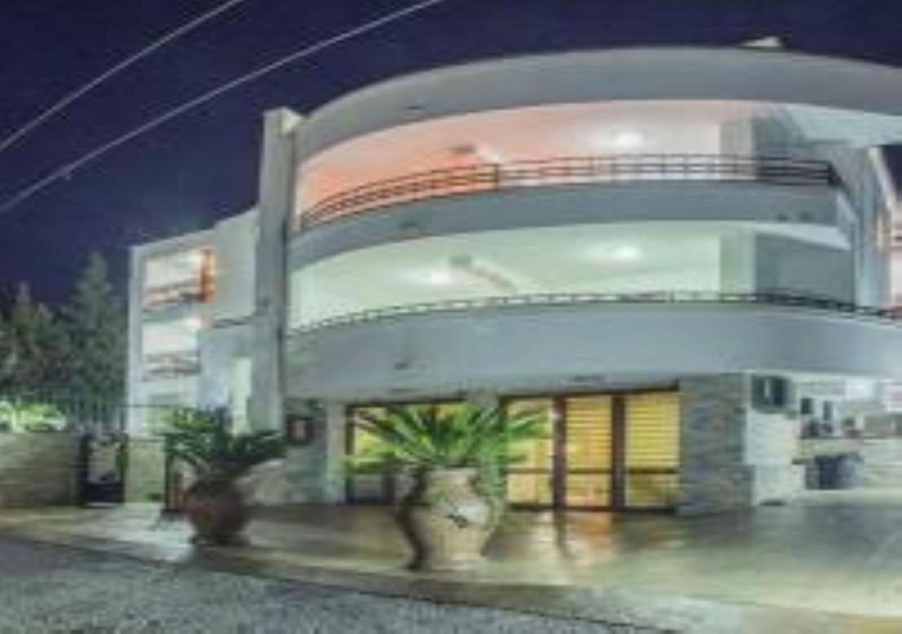 דוברה וודה Villa M מראה חיצוני תמונה